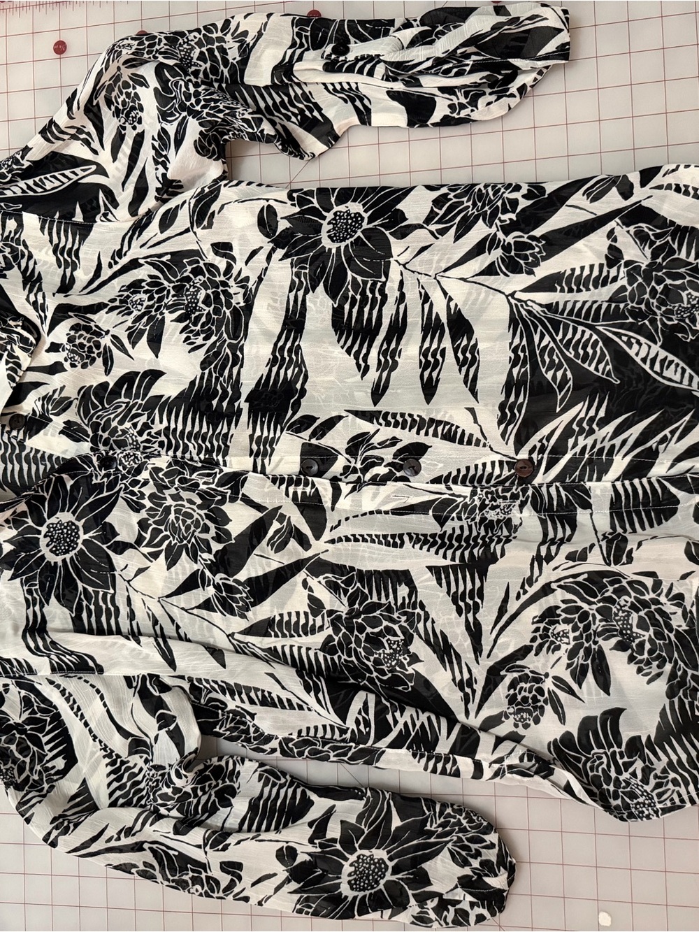 Vintage Chico's Design 100% Rayon Tropical Floral Button Down Shirt Size 2 L